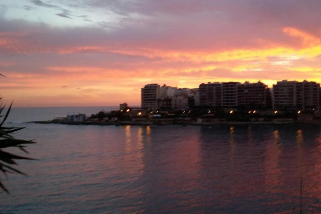 St Julians' Sea Front, Spectacular View, Apartment San Ġiljan Extérieur photo
