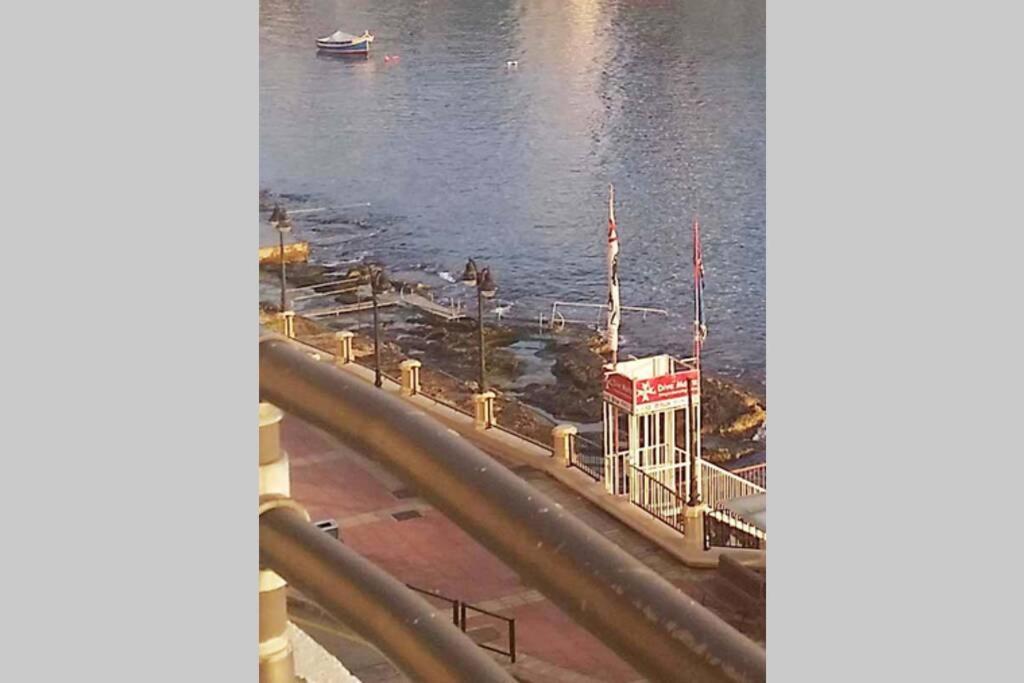 St Julians' Sea Front, Spectacular View, Apartment San Ġiljan Extérieur photo